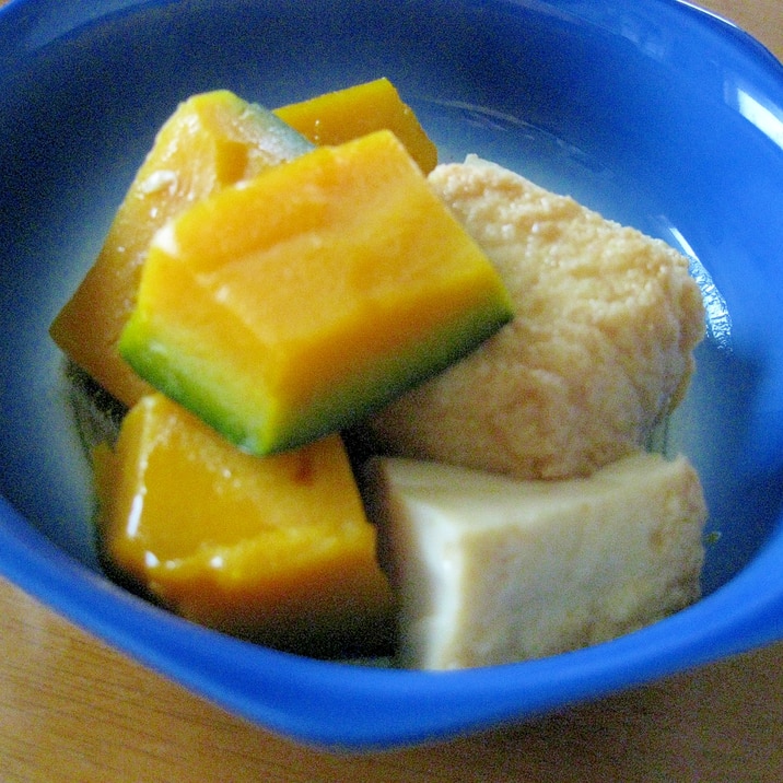 麺つゆで簡単！カボチャと厚揚げの煮物♪